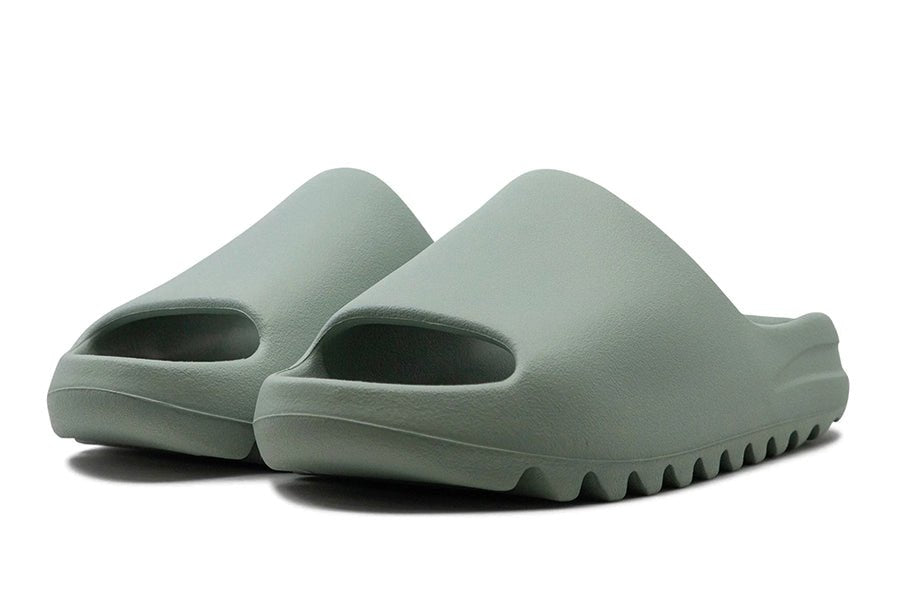Adidas-Yeezy Slide Salt-StoreGoods
