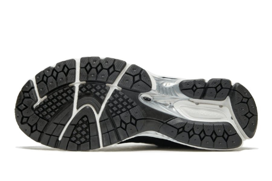 New Balance-2002R Black Silver JD Sports Excklusive-StoreGoods