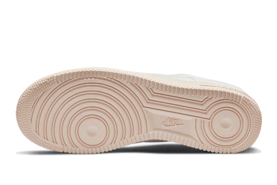Nike-Air Force 1 Low Winter Premium Summit White-StoreGoods