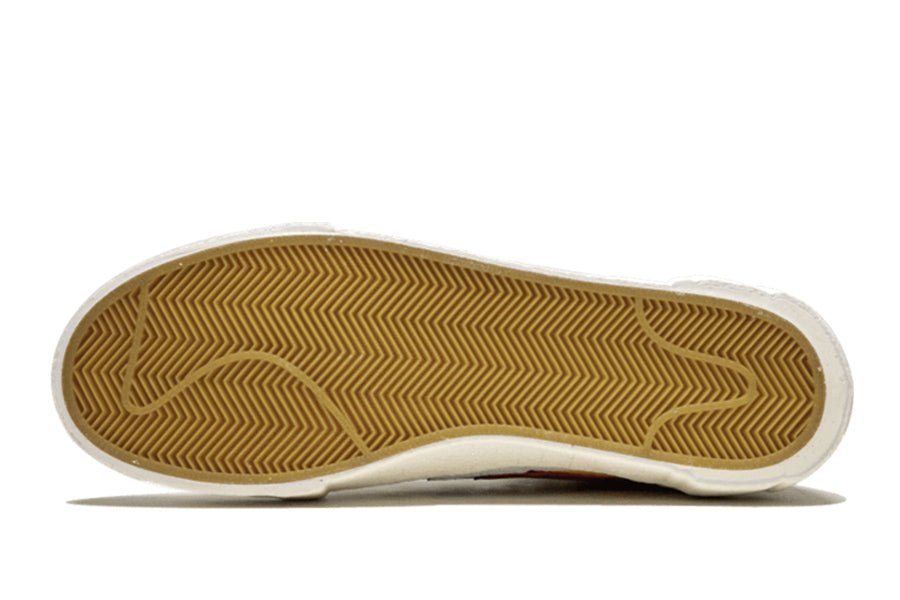 Nike-Blazer Mid Sacai Snow Beach-StoreGoods