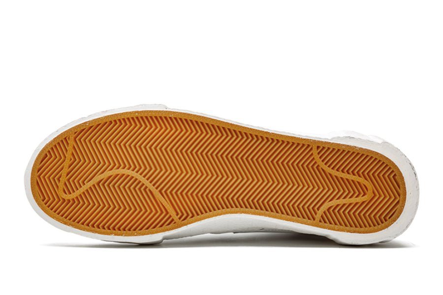 Nike-Blazer Mid Sacai White Grey-StoreGoods