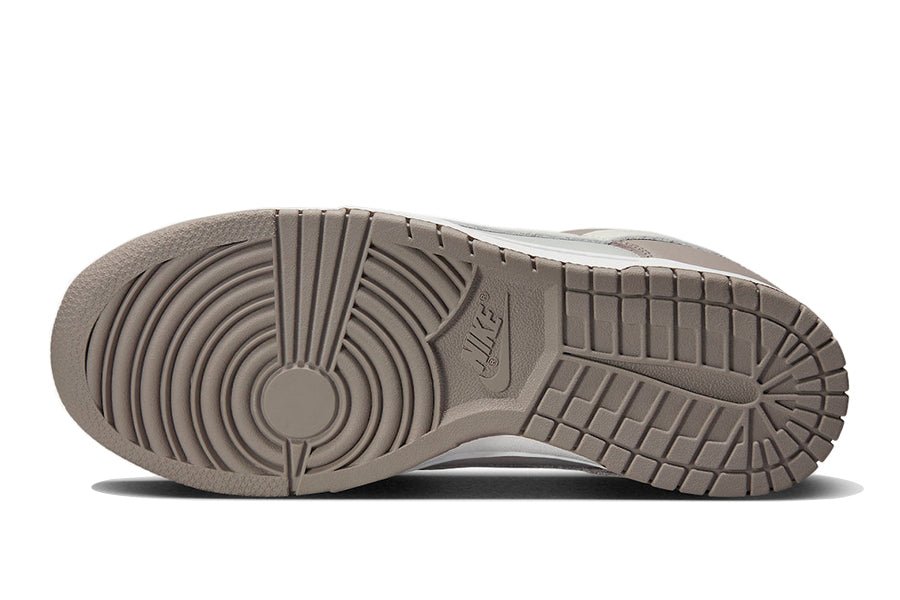 Nike-Dunk Low Bone Beige-StoreGoods