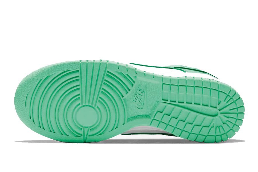 Nike-Dunk Low Green Glow-StoreGoods