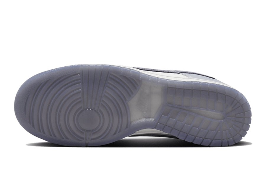 Nike-Dunk Low Light Carbon-StoreGoods