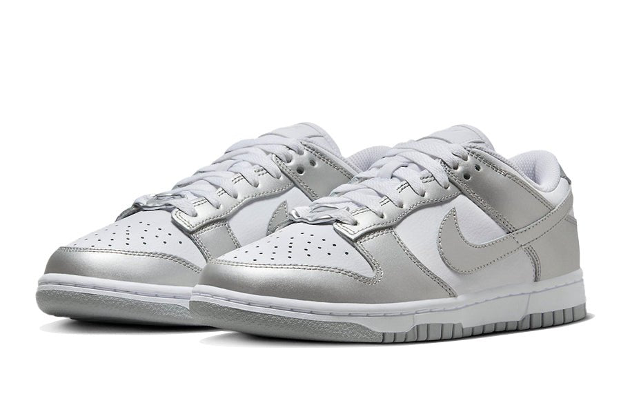 Nike-Dunk Low Metallic Silver-StoreGoods