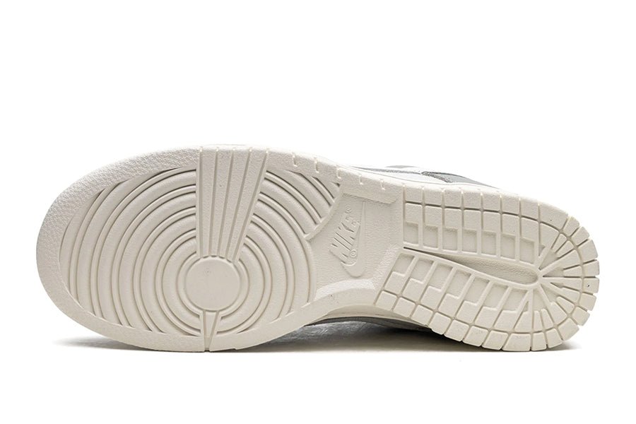 Nike-Dunk Low Mica Green-StoreGoods