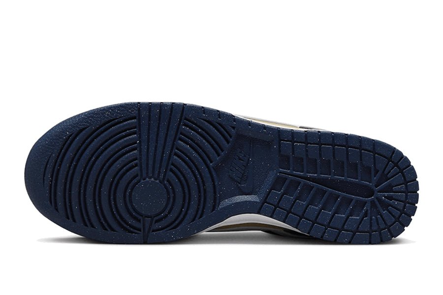 Nike-Dunk Low Next Nature Midnight Navy Gold-StoreGoods