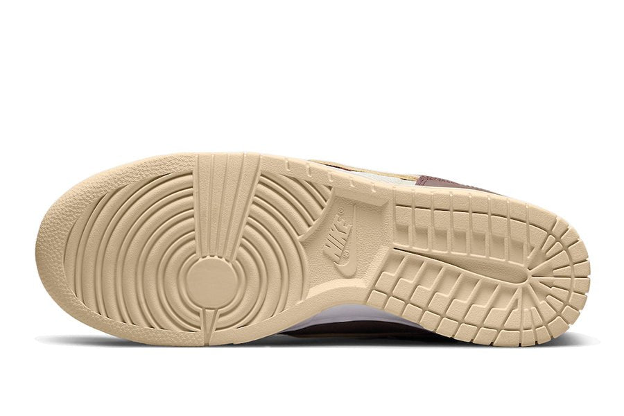 Nike-Dunk Low Scrap Latte-StoreGoods