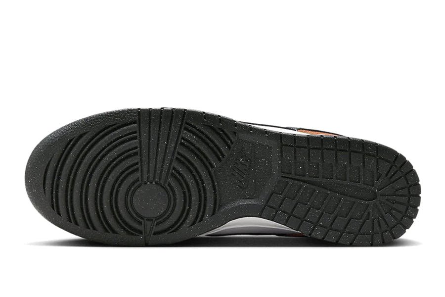 Nike-Dunk Low Starry Swoosh-StoreGoods
