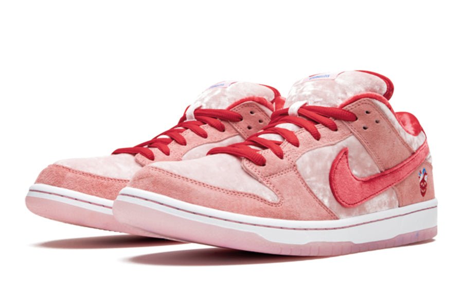 Nike-Dunk SB Low Strange Love-StoreGoods