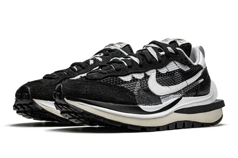 Nike-Vaporwaffle Sacai Black White-StoreGoods