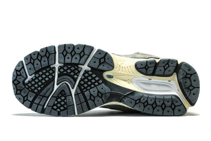 New Balance-2002R Protection Pack Mirage Grey-StoreGoods