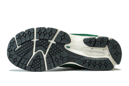 New Balance-2002R Suede Pack Forest Green-StoreGoods