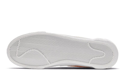 Nike-Blazer Low Sacai White Magma Orange-StoreGoods