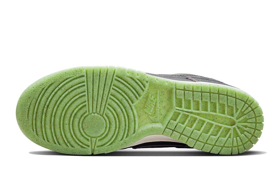 Nike-Dunk Low Swoosh Shadow Iron Grey-StoreGoods