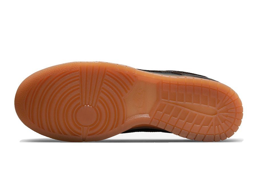 Nike-Dunk Low Velvet Brown Black-StoreGoods