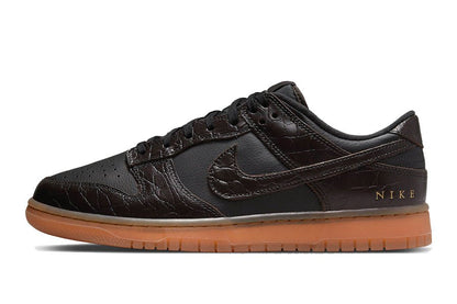 Nike-Dunk Low Velvet Brown Black-StoreGoods