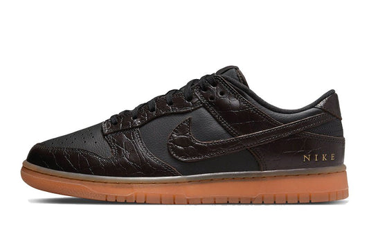 Nike-Dunk Low Velvet Brown Black-StoreGoods
