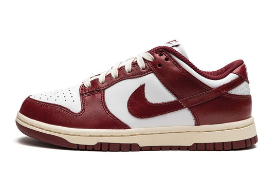 Nike-Dunk Low Vintage Team Red-StoreGoods