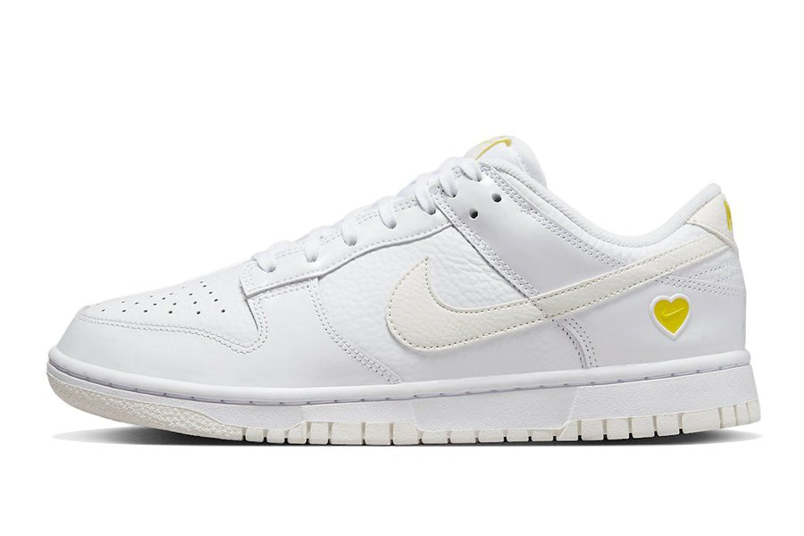 Nike-Dunk Low Yellow Heart-StoreGoods