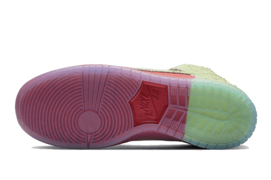 Nike-Dunk SB High Strawberry Cough-StoreGoods