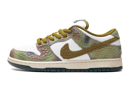 Nike-Dunk SB Low Alexis Sablone-StoreGoods