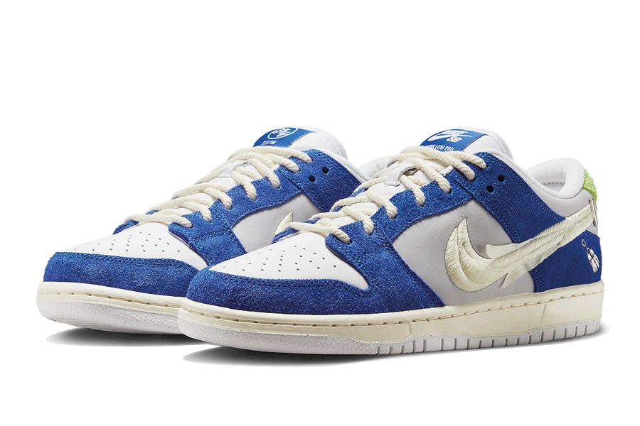 Nike-Dunk SB Low Fly Streetwear-StoreGoods