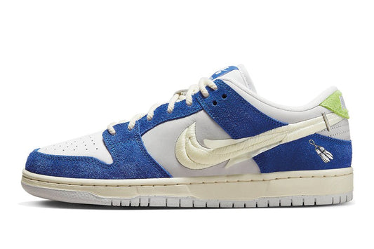 Nike-Dunk SB Low Fly Streetwear-StoreGoods