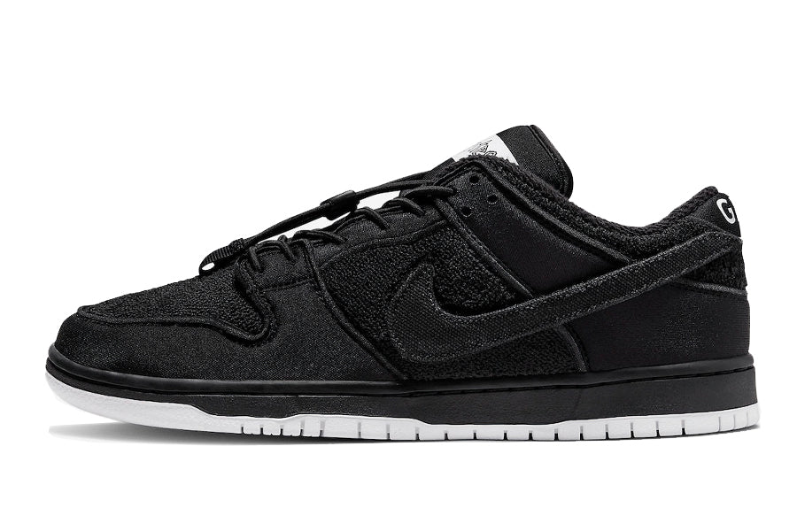 Nike-Dunk SB Low Gnarhunters-StoreGoods