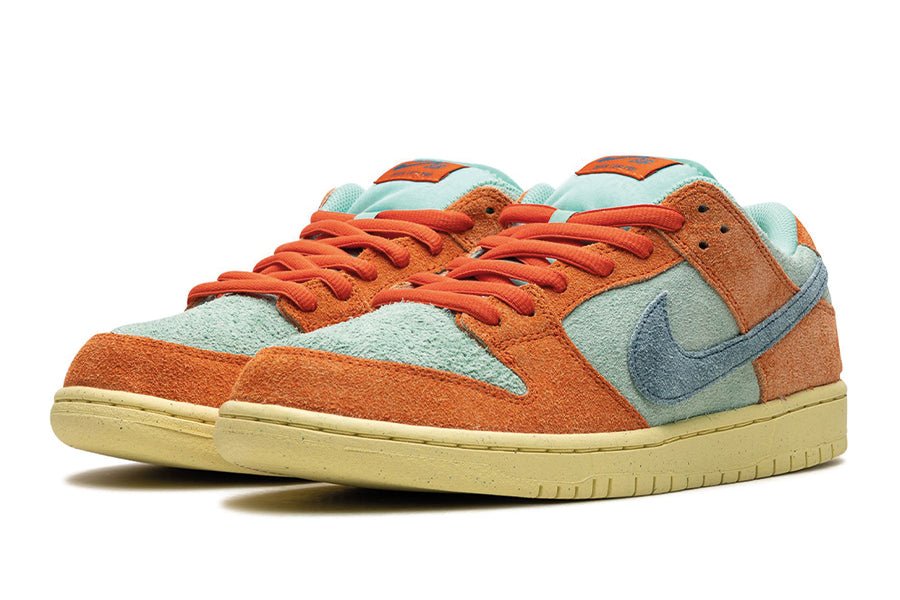 Nike-Dunk SB Low Orange Emerald Rise-StoreGoods