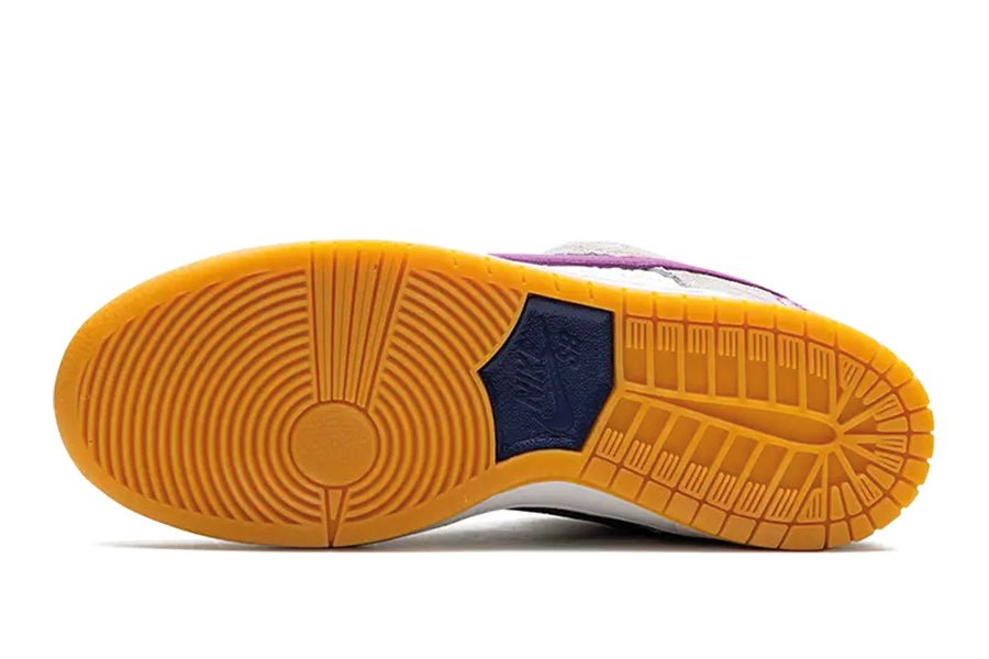 Nike-Dunk SB Low Rayssa Leal-StoreGoods