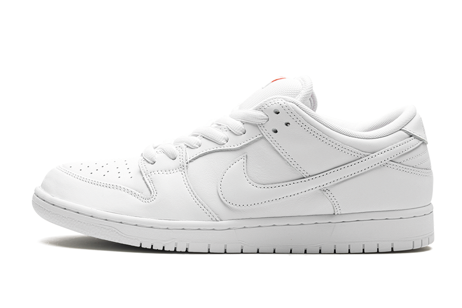 Dunk SB Low Triple White