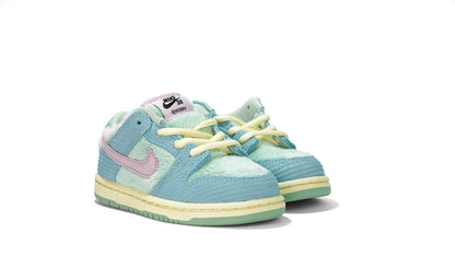 Dunk Low SB x Verdy (TD)