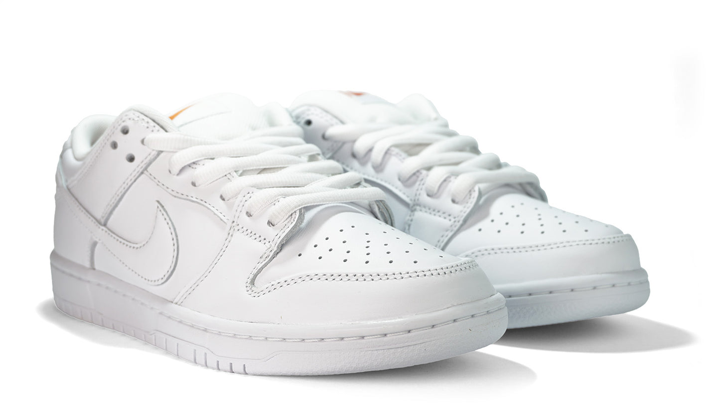 Dunk Low SB Triple White